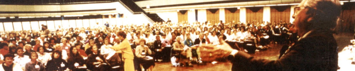 Photo of Jose Silva lecturing to large audience